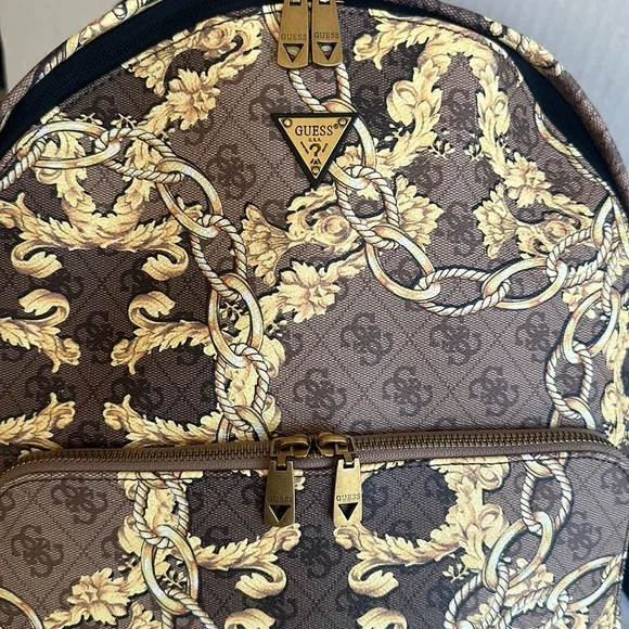 New GUESS Backpack - Picture 9 of 14